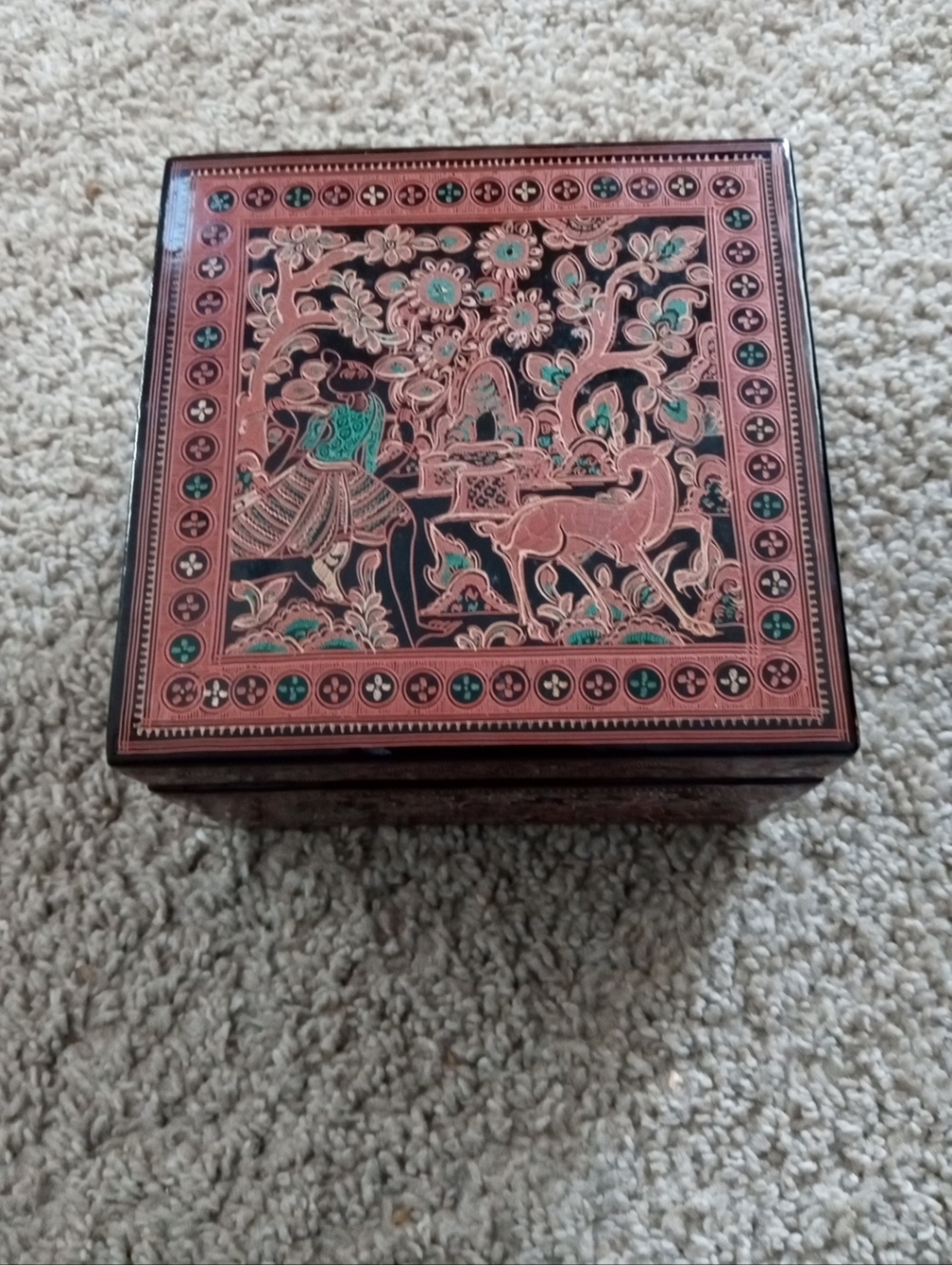 GORGEOUS Kotobuki Japan Lacquer Ware 5"x5"x3" Trinket Box